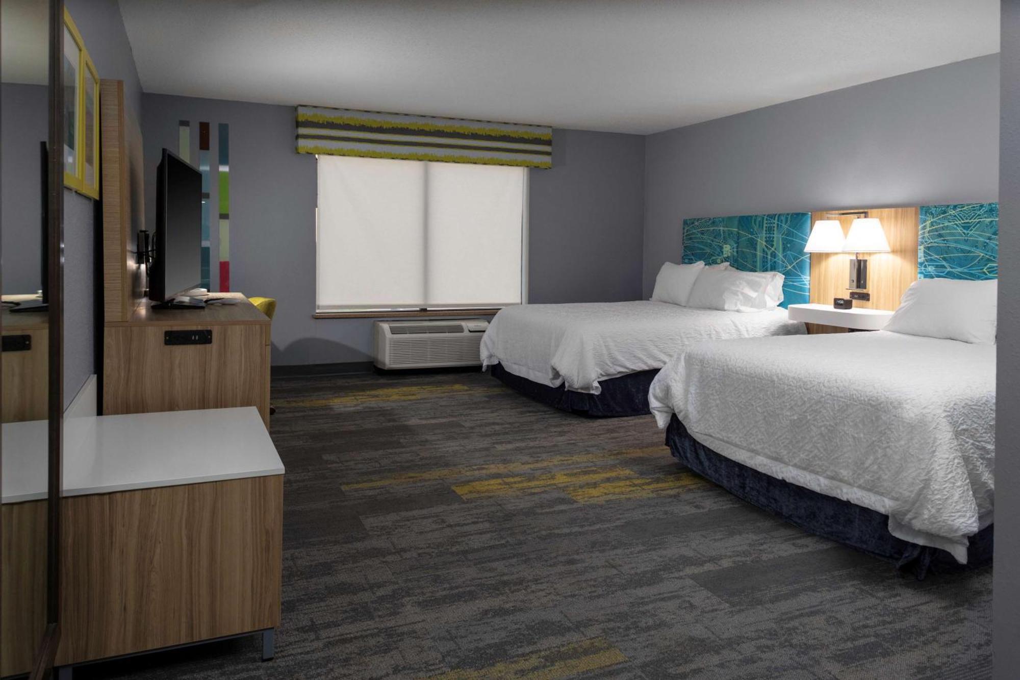 Hampton Inn Gretna - Smith Mountain Lake Exterior photo